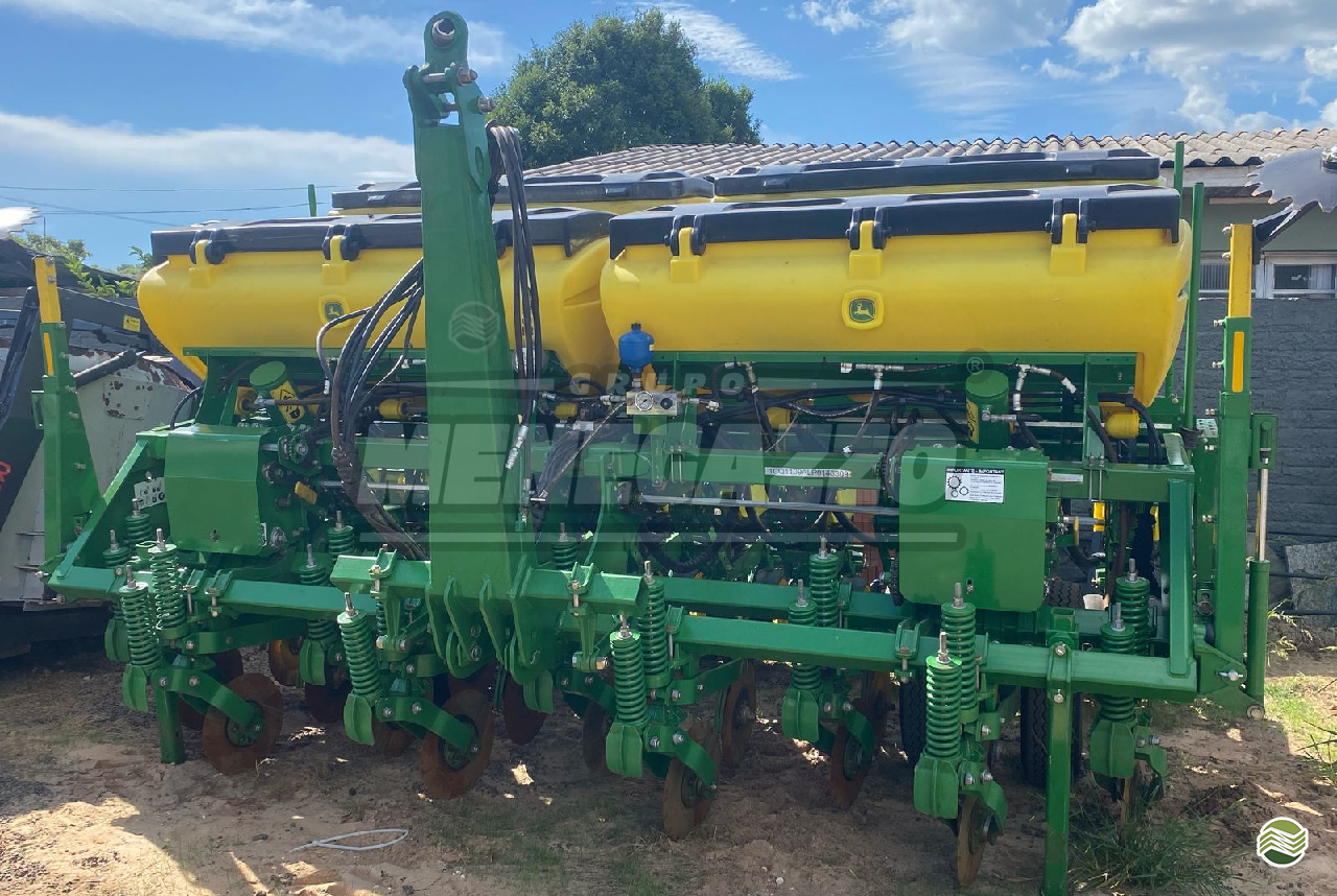PLANTADEIRA JOHN DEERE PLANTADEIRAS 1109 Grupo Menegazzo CONSTANTINA RIO GRANDE DO SUL RS